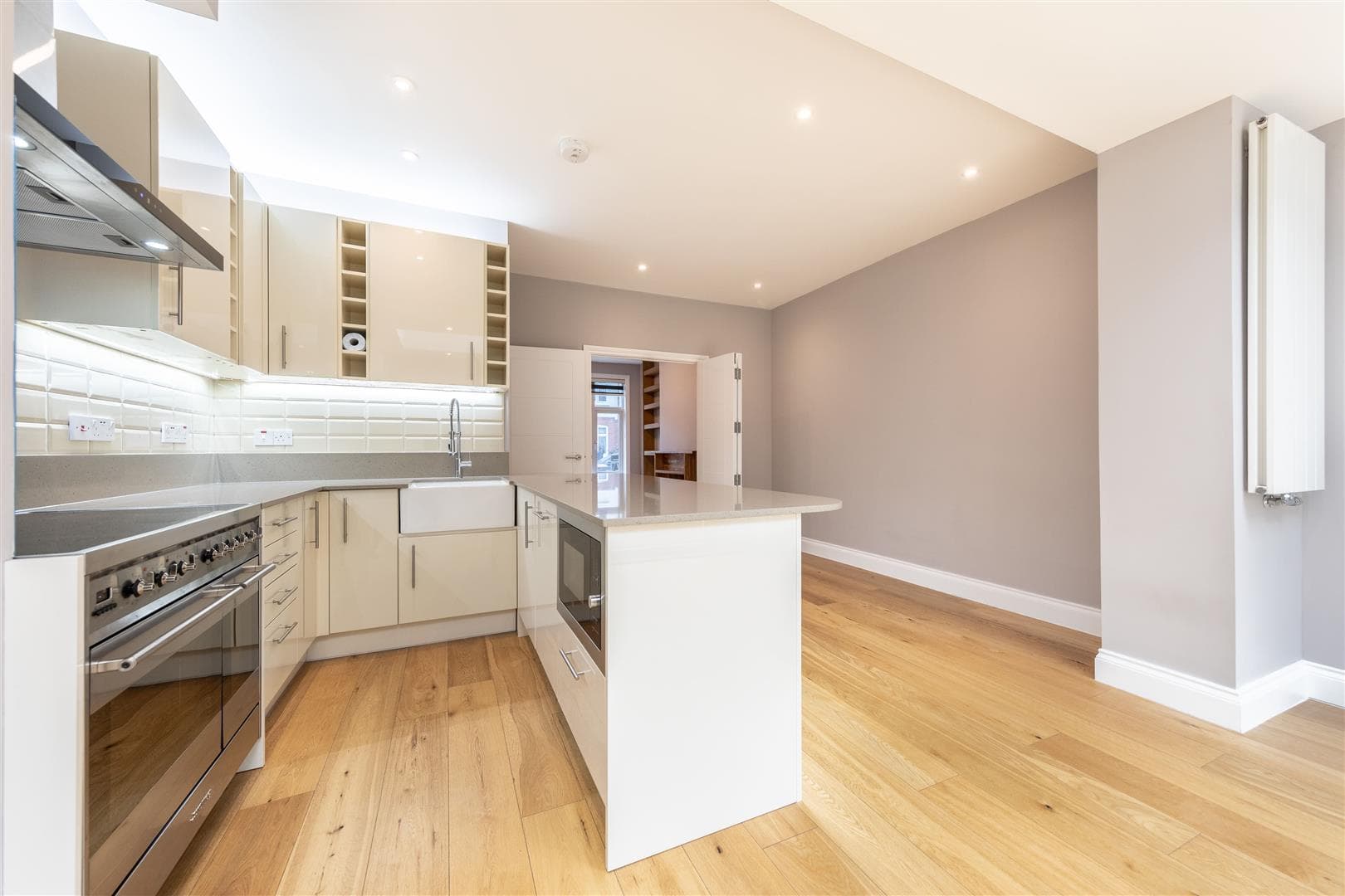 Manor Grove, Richmond, TW9 4QG
