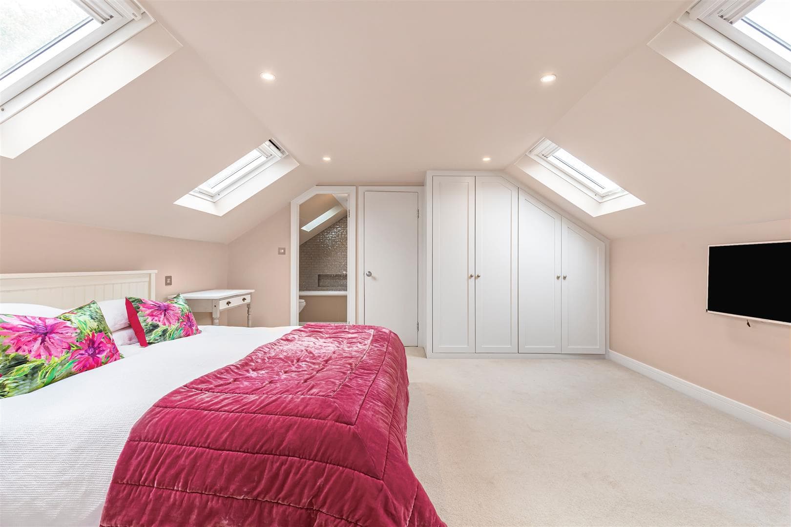 Sheen Lane, East Sheen, SW14 8LE