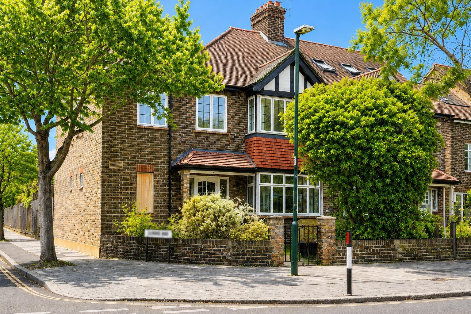 Ferry Road, Barnes, London, SW13 9PW