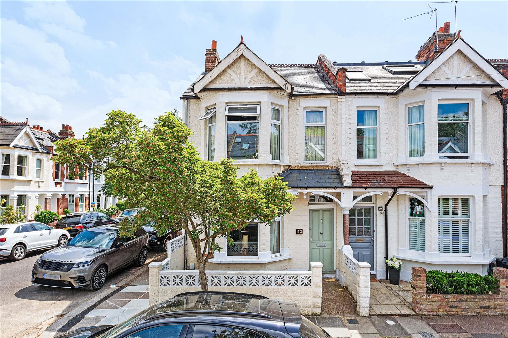 Grosvenor Avenue, London, SW14 8BX