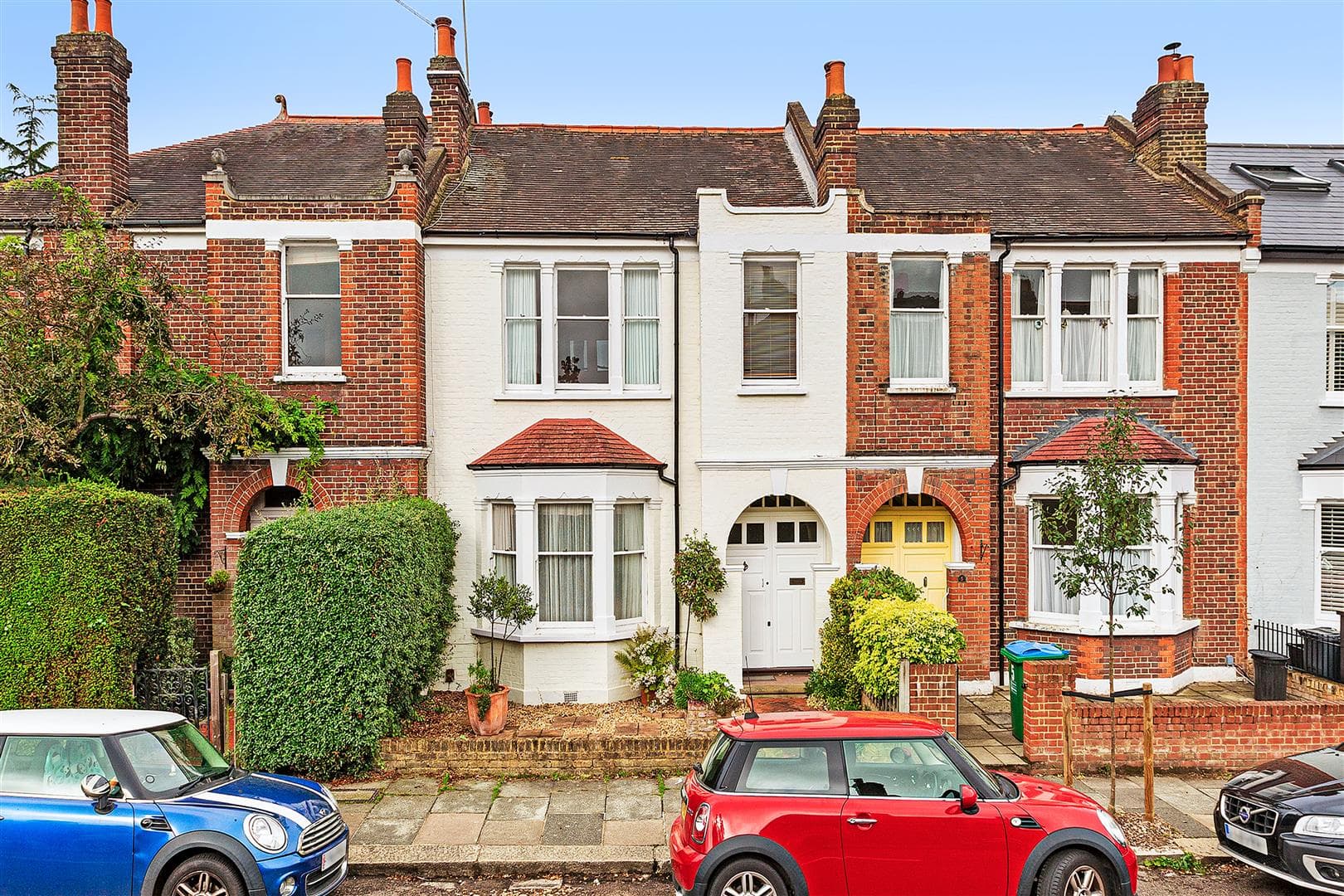 Martindale, London, SW14 7AL