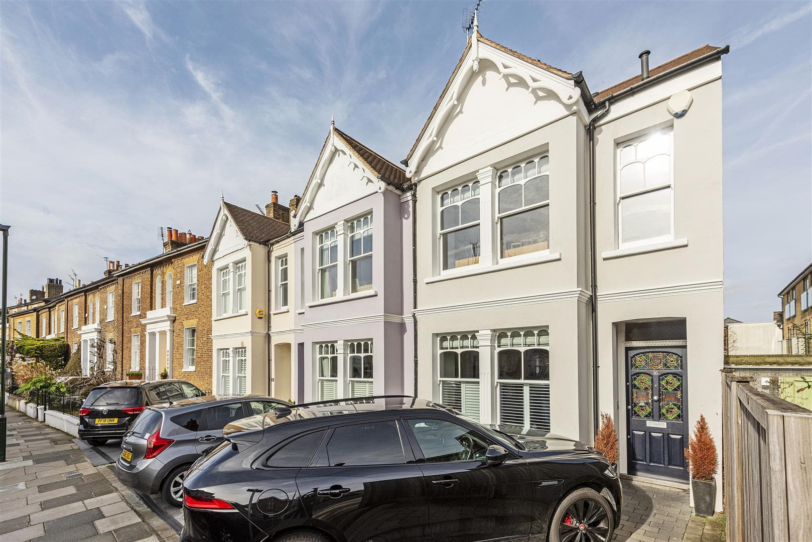 St. Leonards Road, London, SW14 7LX