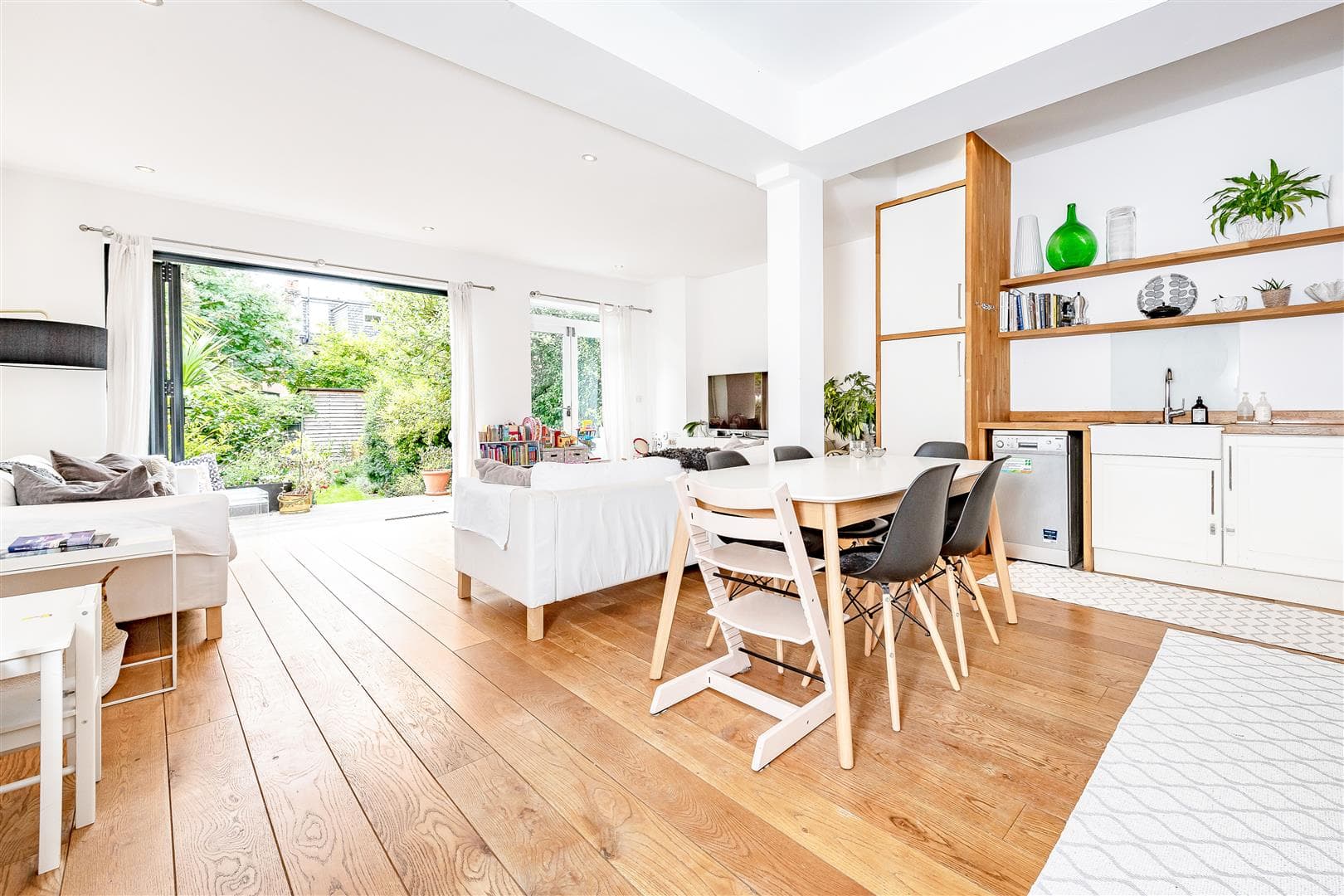 18 Rocks Lane, Barnes, London, SW13 0DB