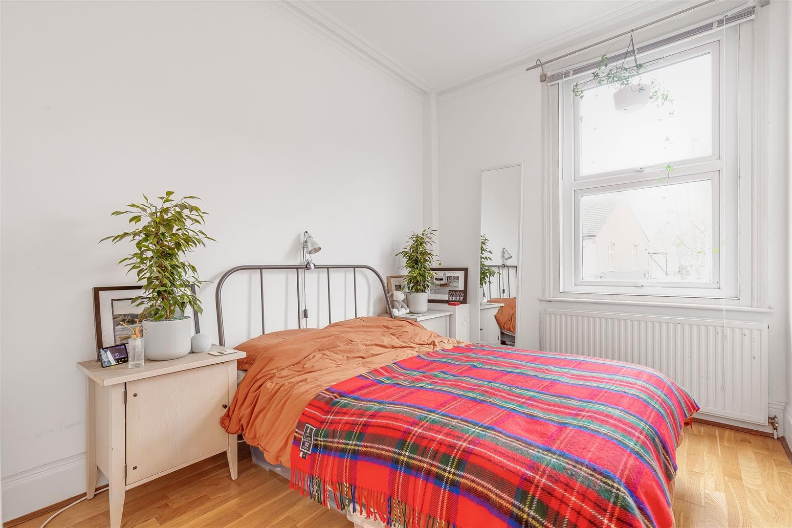 Upper Richmond Road West, East Sheen, London, SW14 8AW
