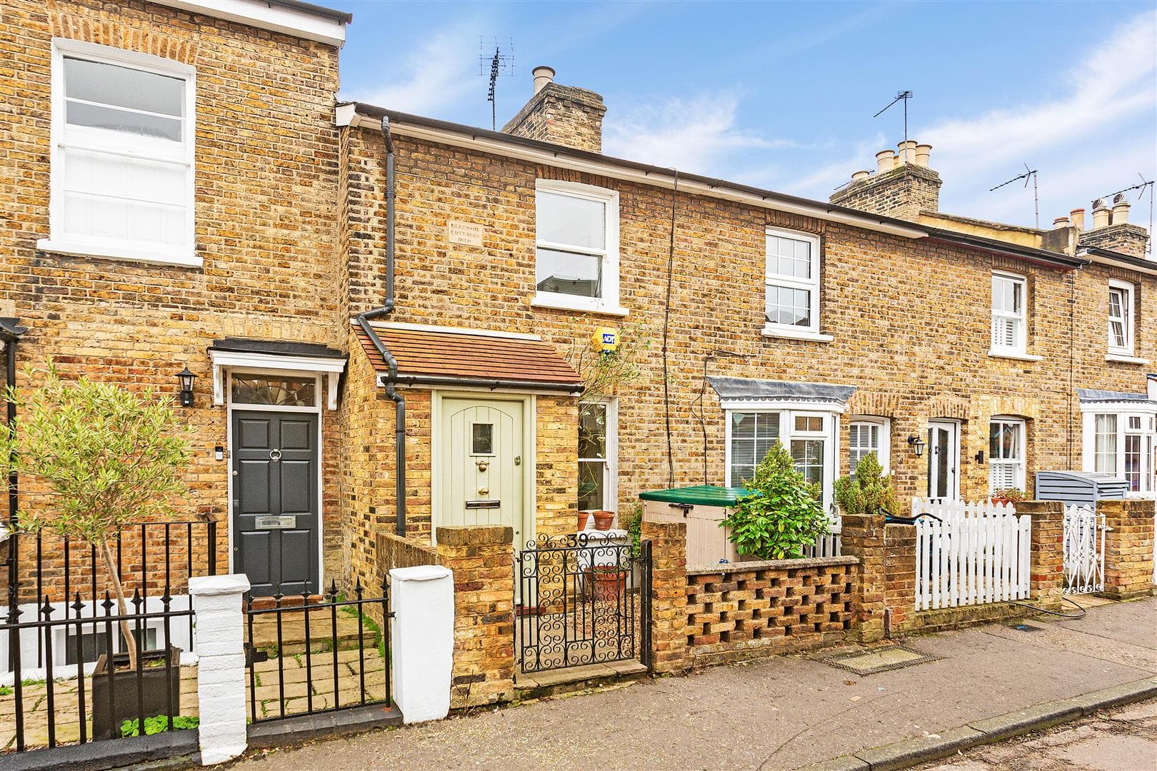 Stanley Road, East Sheen, London, SW14 7EB