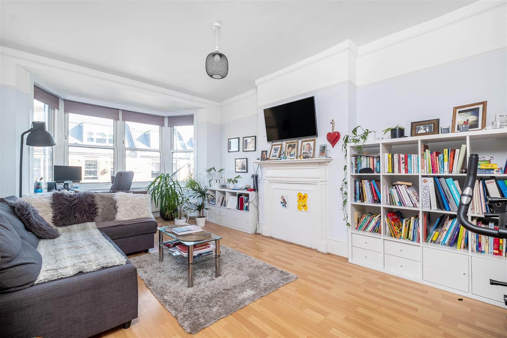 Upper Richmond Road West, East Sheen, London, SW14 8QR