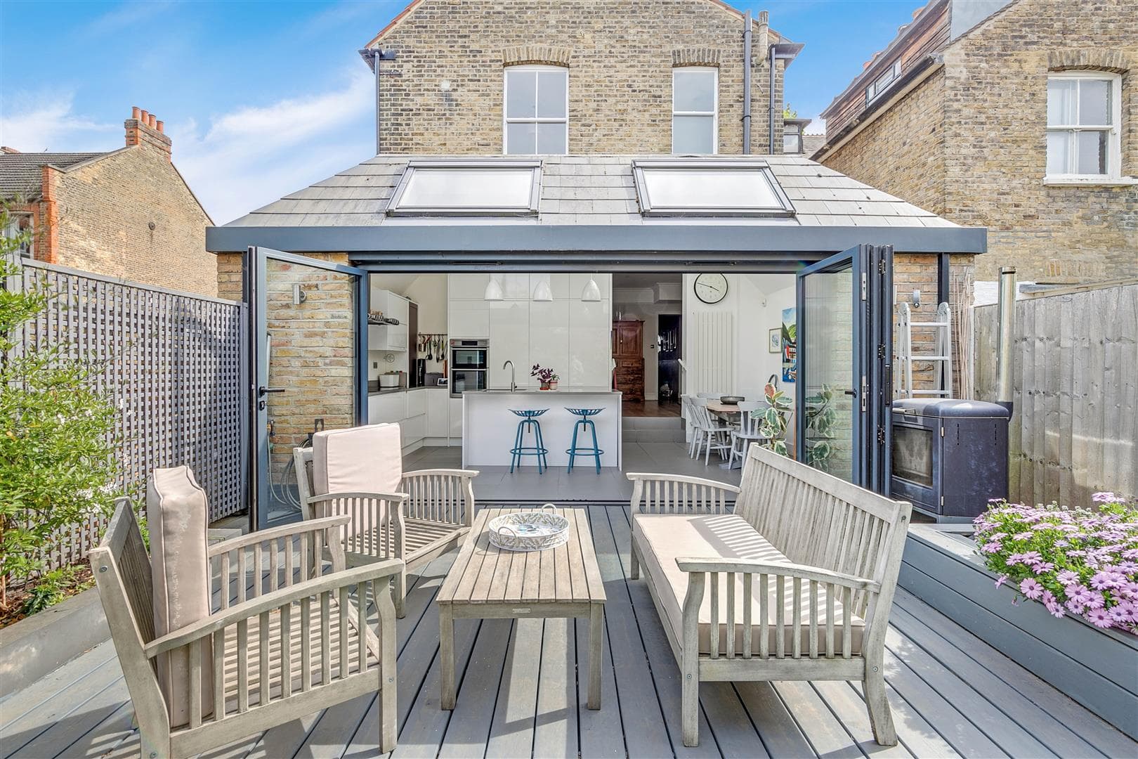 Upper Richmond Road West, London, SW14 8BS