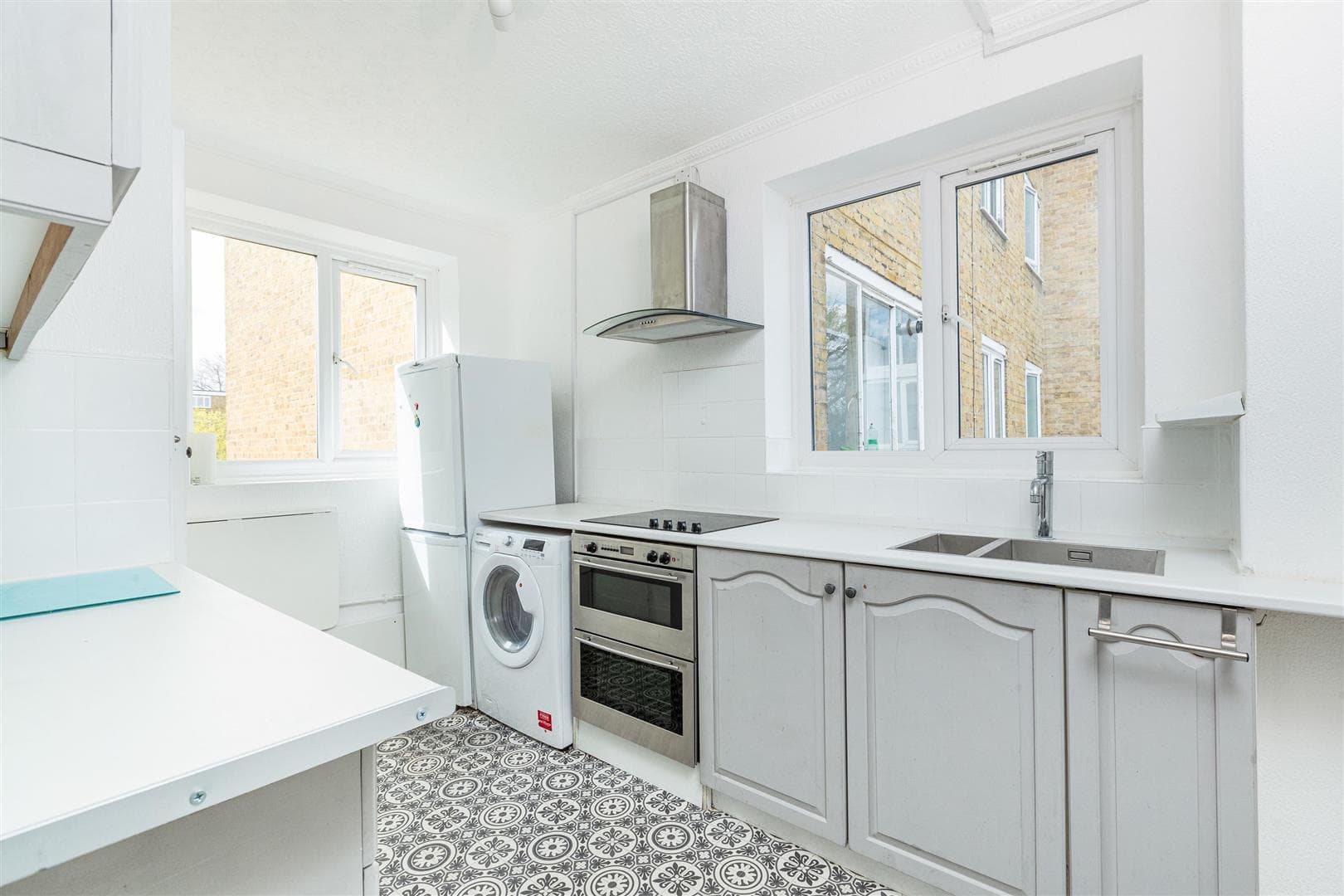 Hayward Gardens, Putney, SW15 3BX