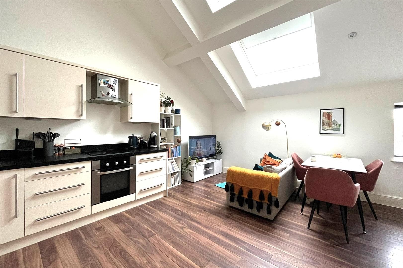 Sheen Lane, Mortlake, London, SW14 8HY