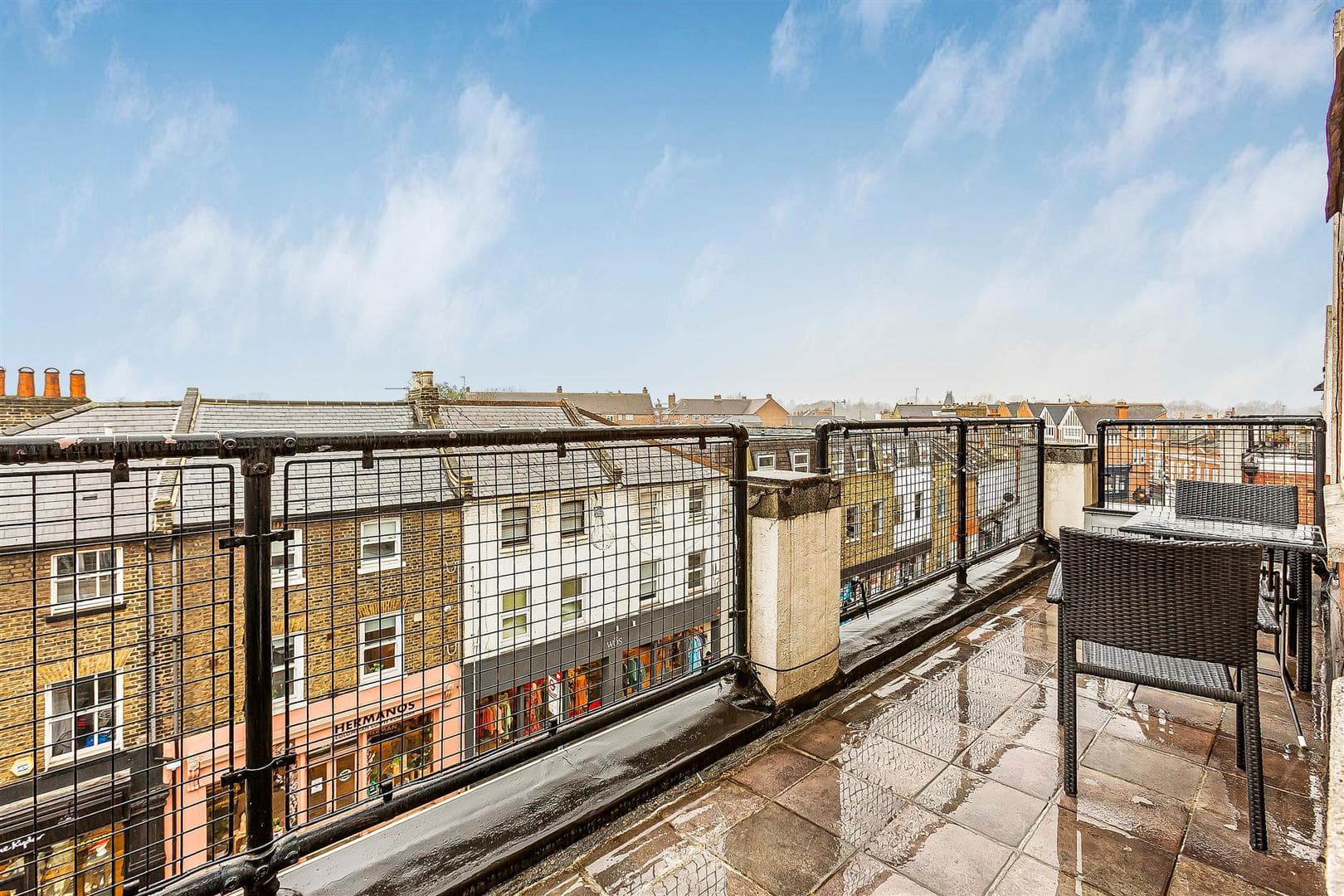 Barnes High Street, Barnes, London, SW13 9LE