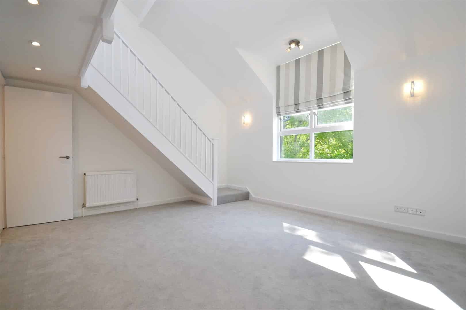 6 Castelnau, Barnes, London, SW13 9RU