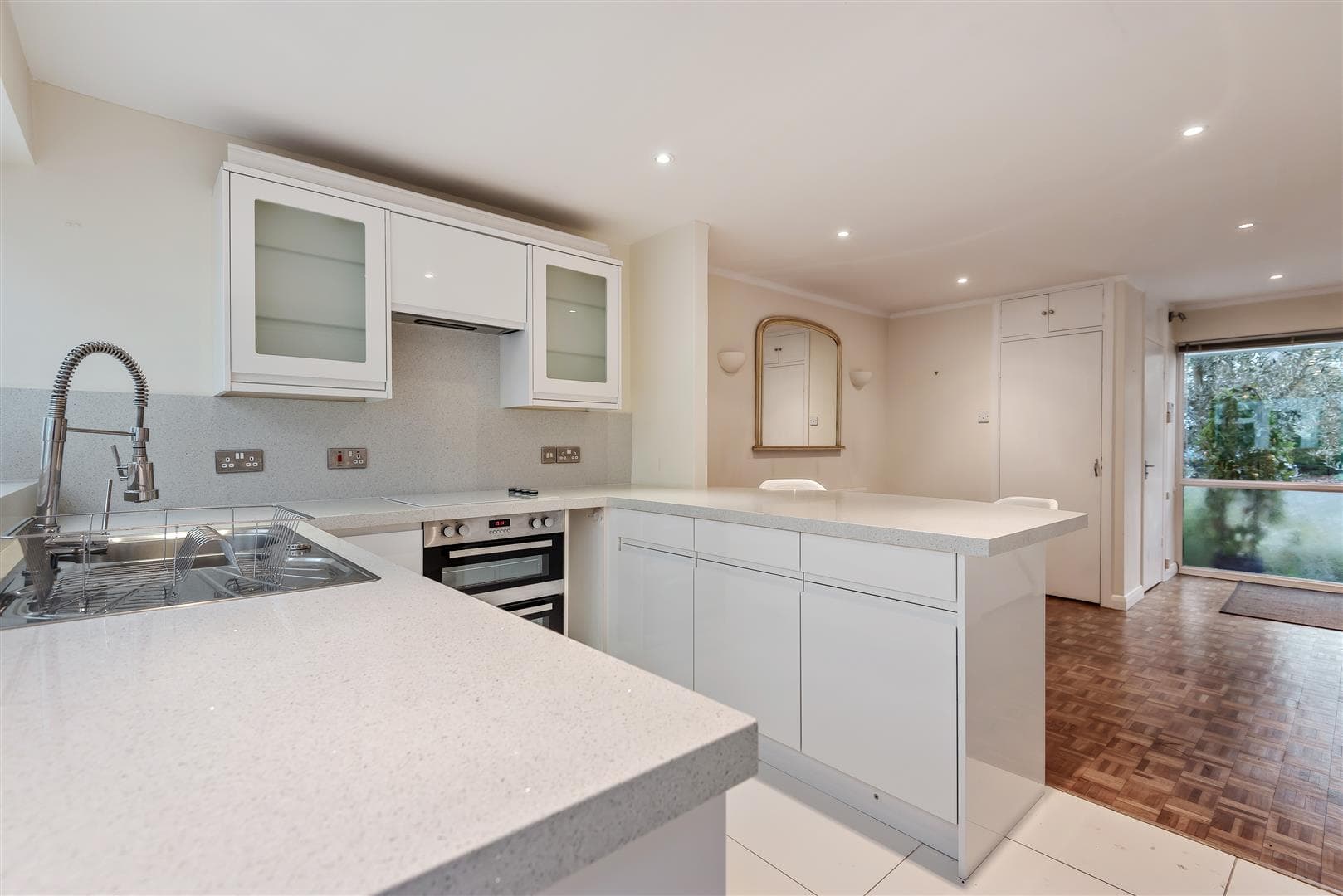 The Elms, Barnes, London, SW13 0NF