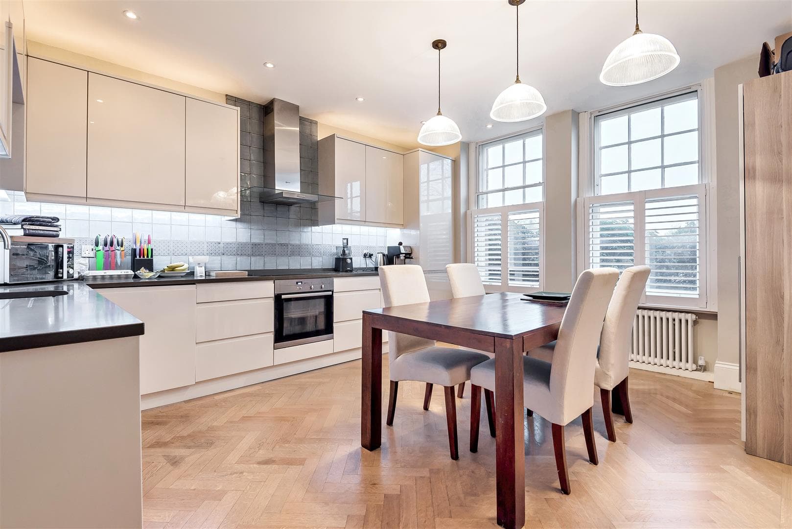 Elm Bank Mansions, The Terrace, Barnes, London, SW13 0NS