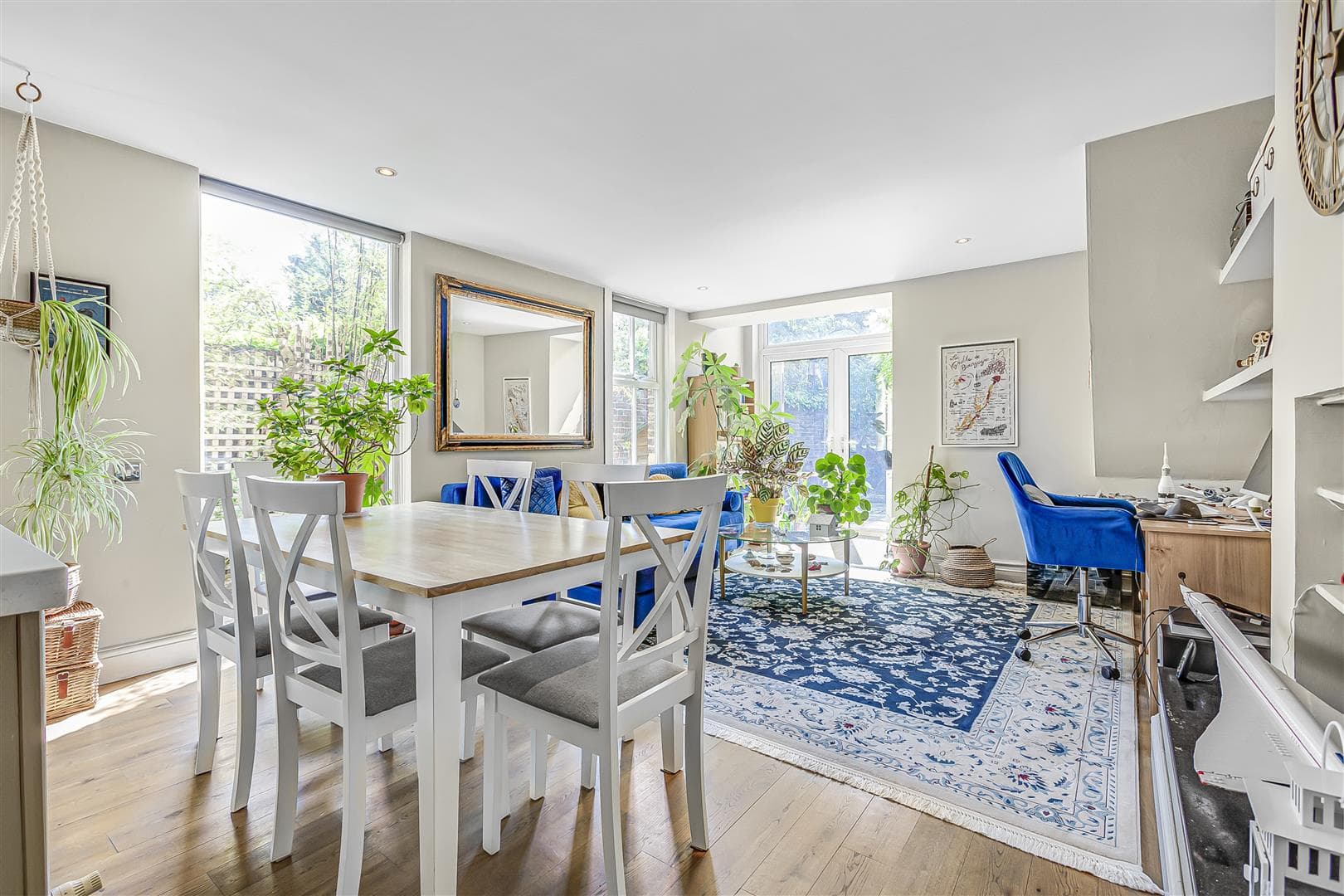 Lower Richmond Road, London, SW14 7HX