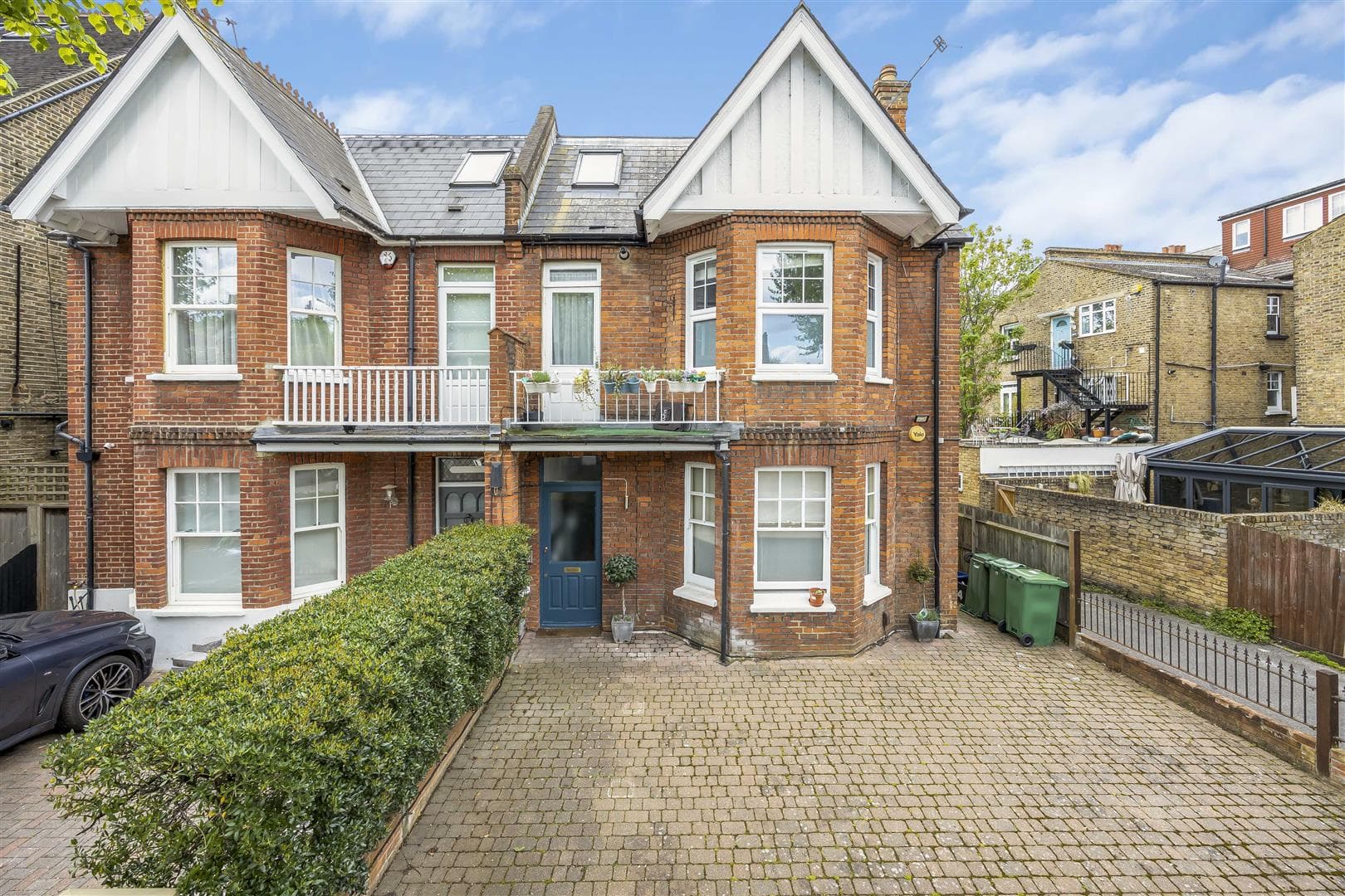 Palewell Park, London, SW14 8JG