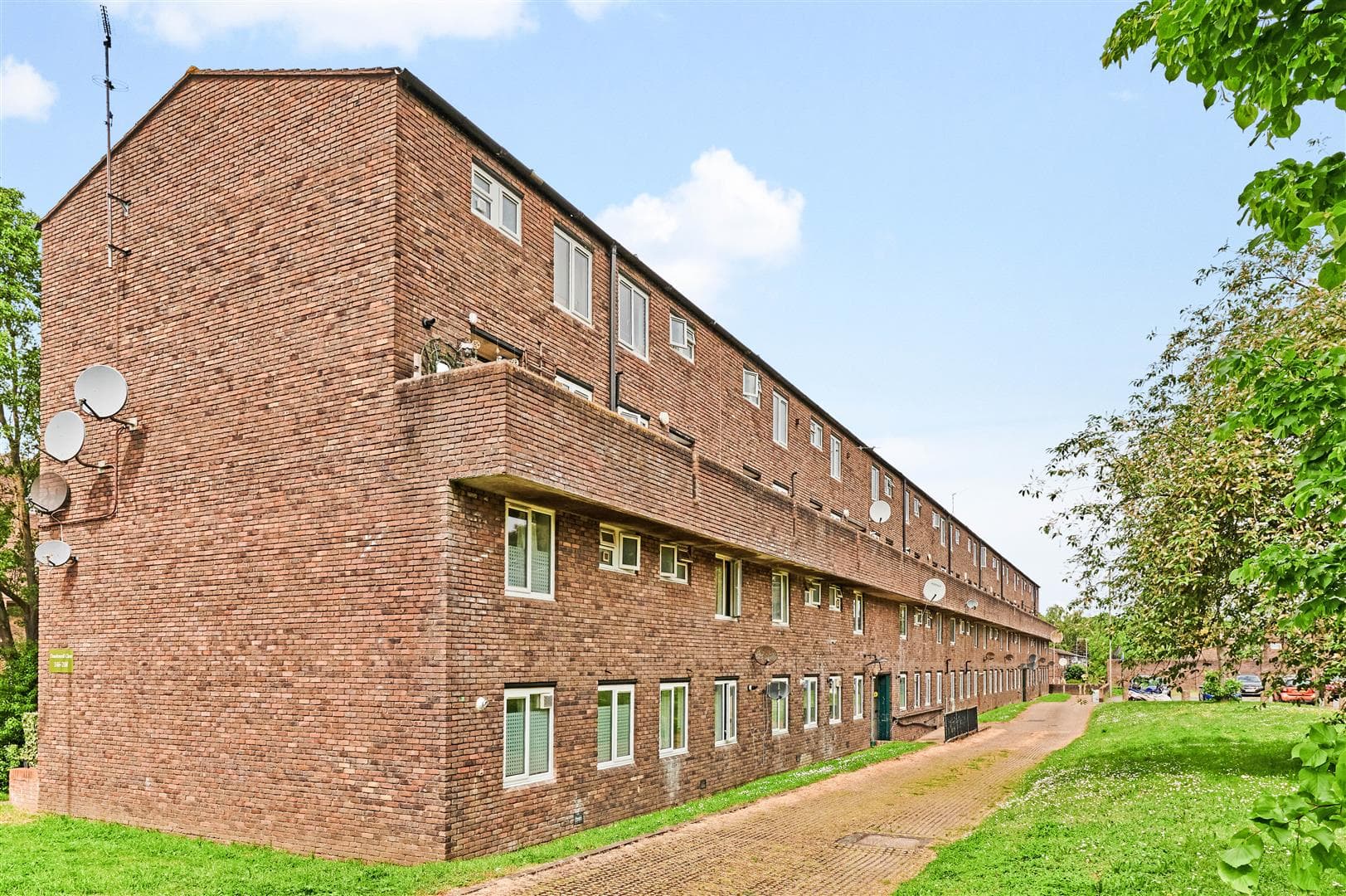 Dowdeswell Close, Putney, London, SW15 5RN