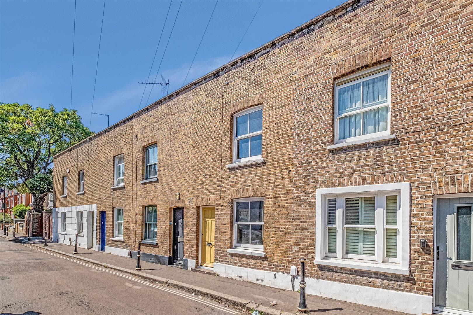 Queens Road, London, SW14 8PJ