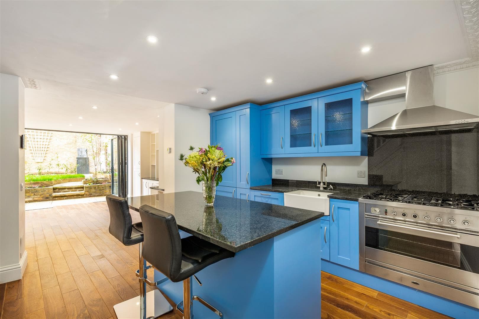 113 Mortlake High Street, Mortlake, London, SW14 8HQ