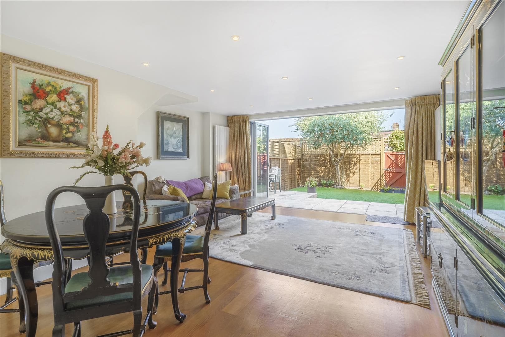 Shrewsbury Avenue, East Sheen, London, SW14 8JZ