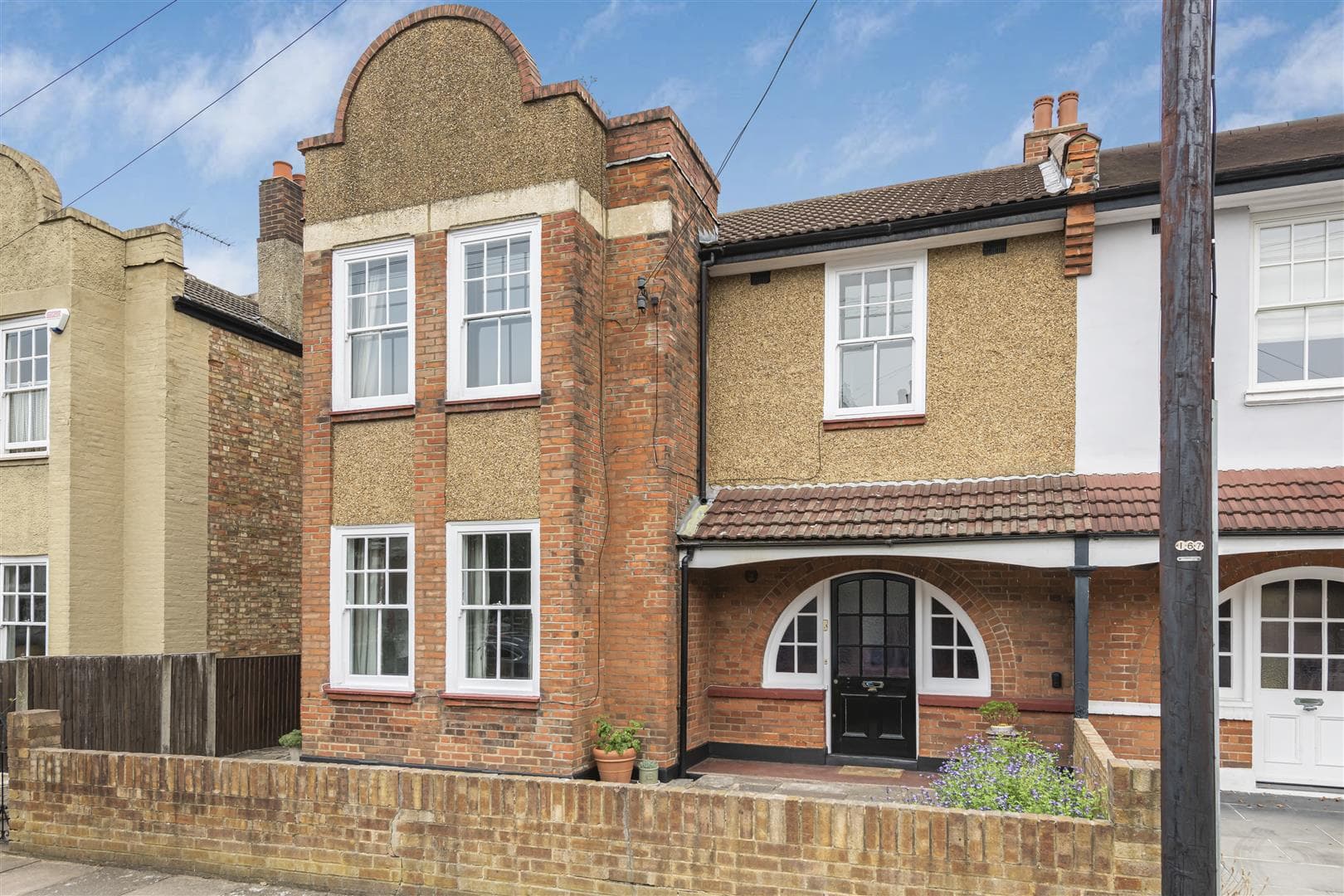 Leinster Avenue, London, SW14 7JW