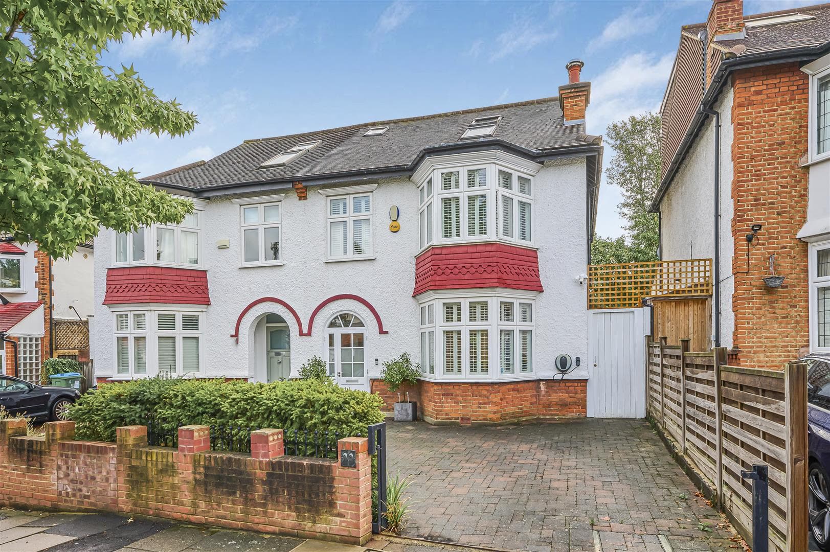 Richmond Park Road, London, SW14 8JU