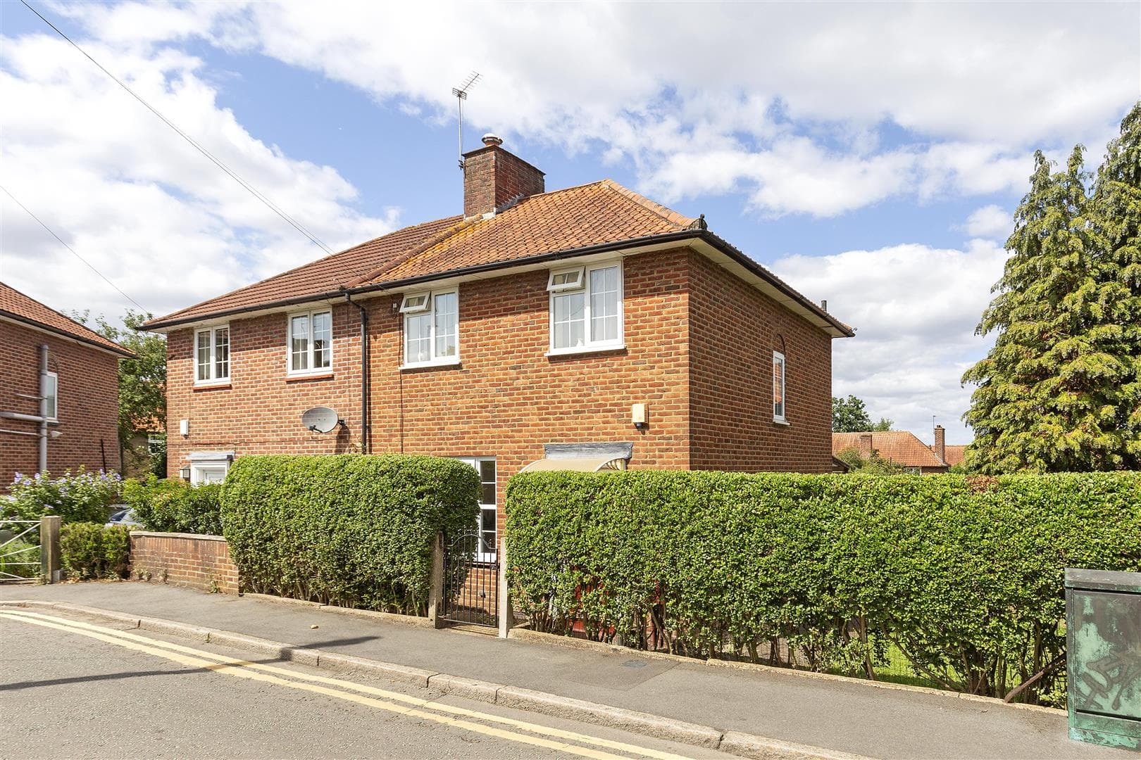 Greenstead Gardens, Putney, London, SW15 5AJ