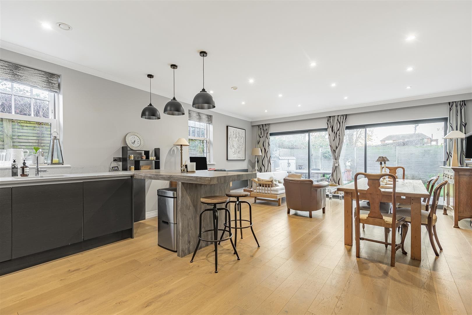 Bexhill Road, London, SW14 7NF