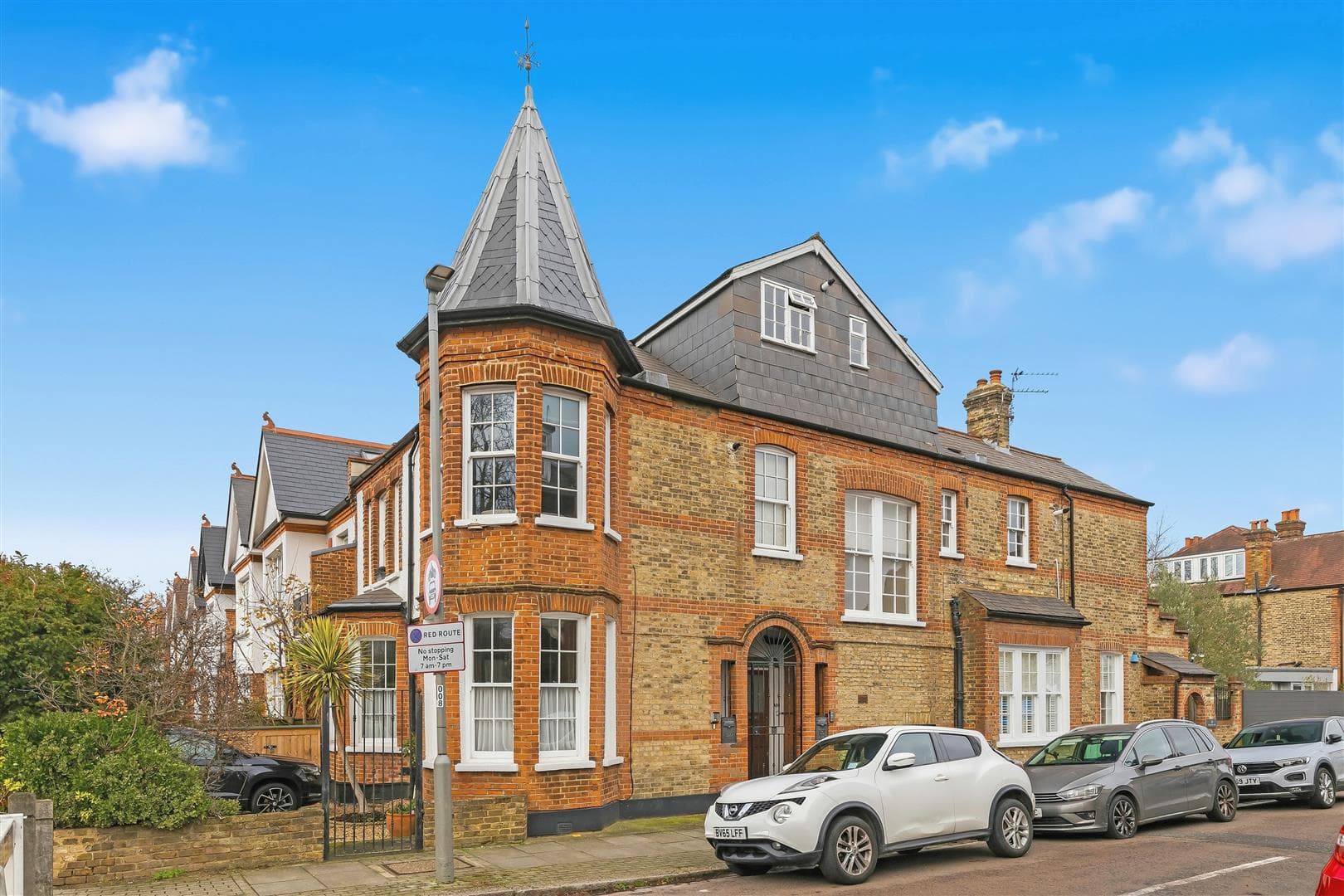 Roehampton Lane, Putney, London, SW15 5LS