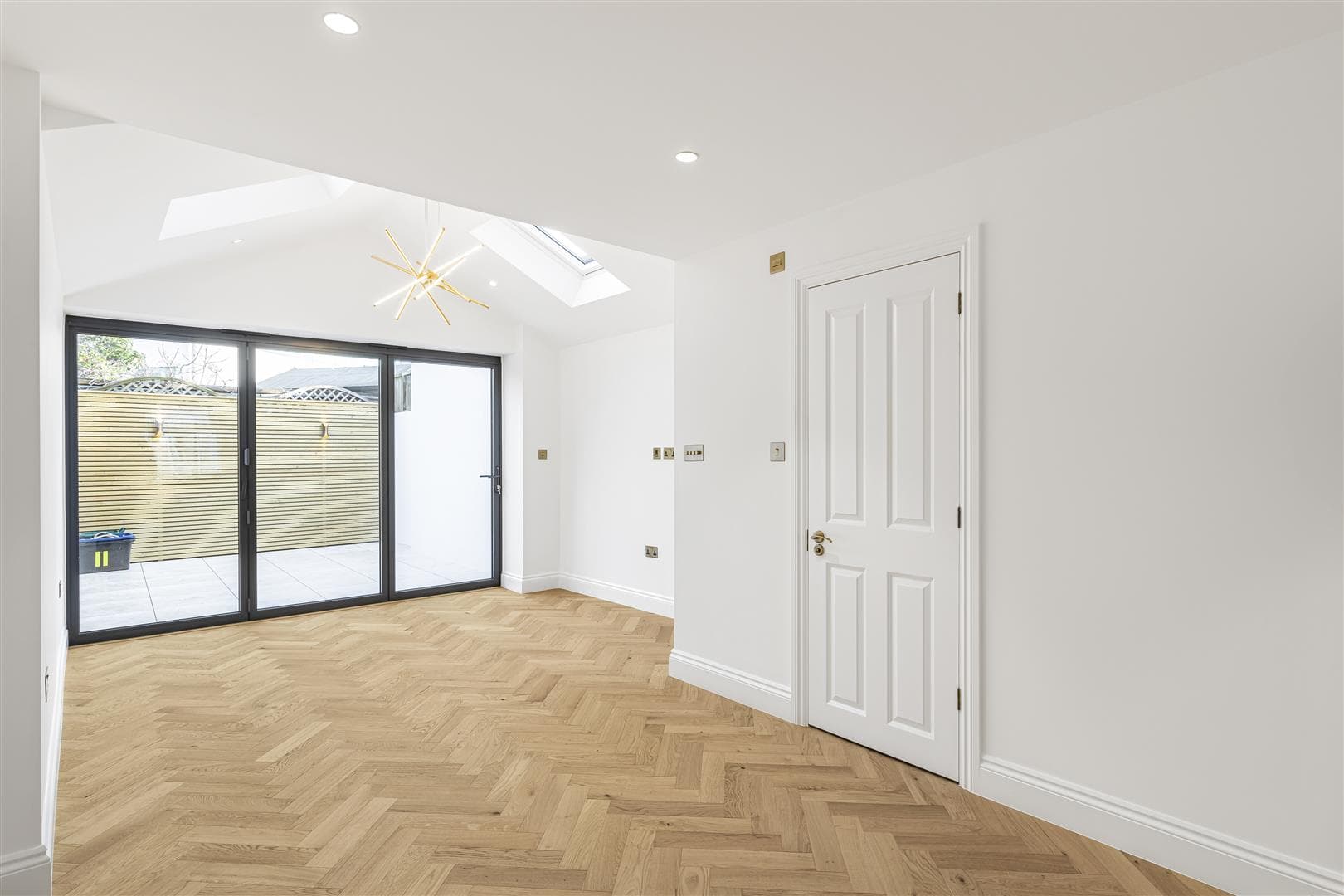 Trinity Road, Richmond, TW9 2LD