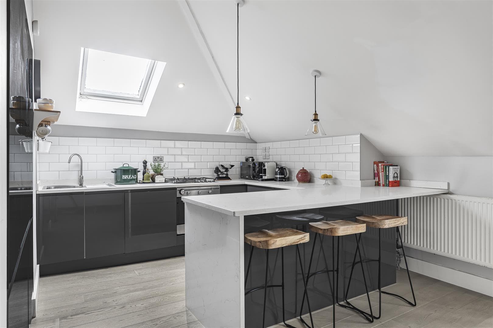 Roehampton Lane, London, SW15 5LT