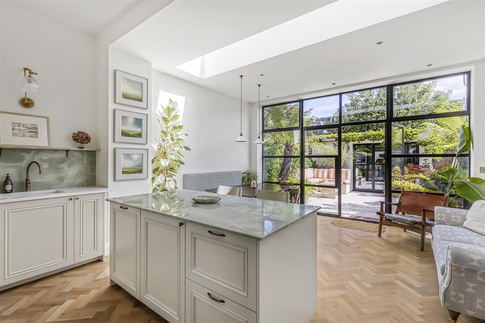 Ashlone Road, Putney, London, SW15 1LR