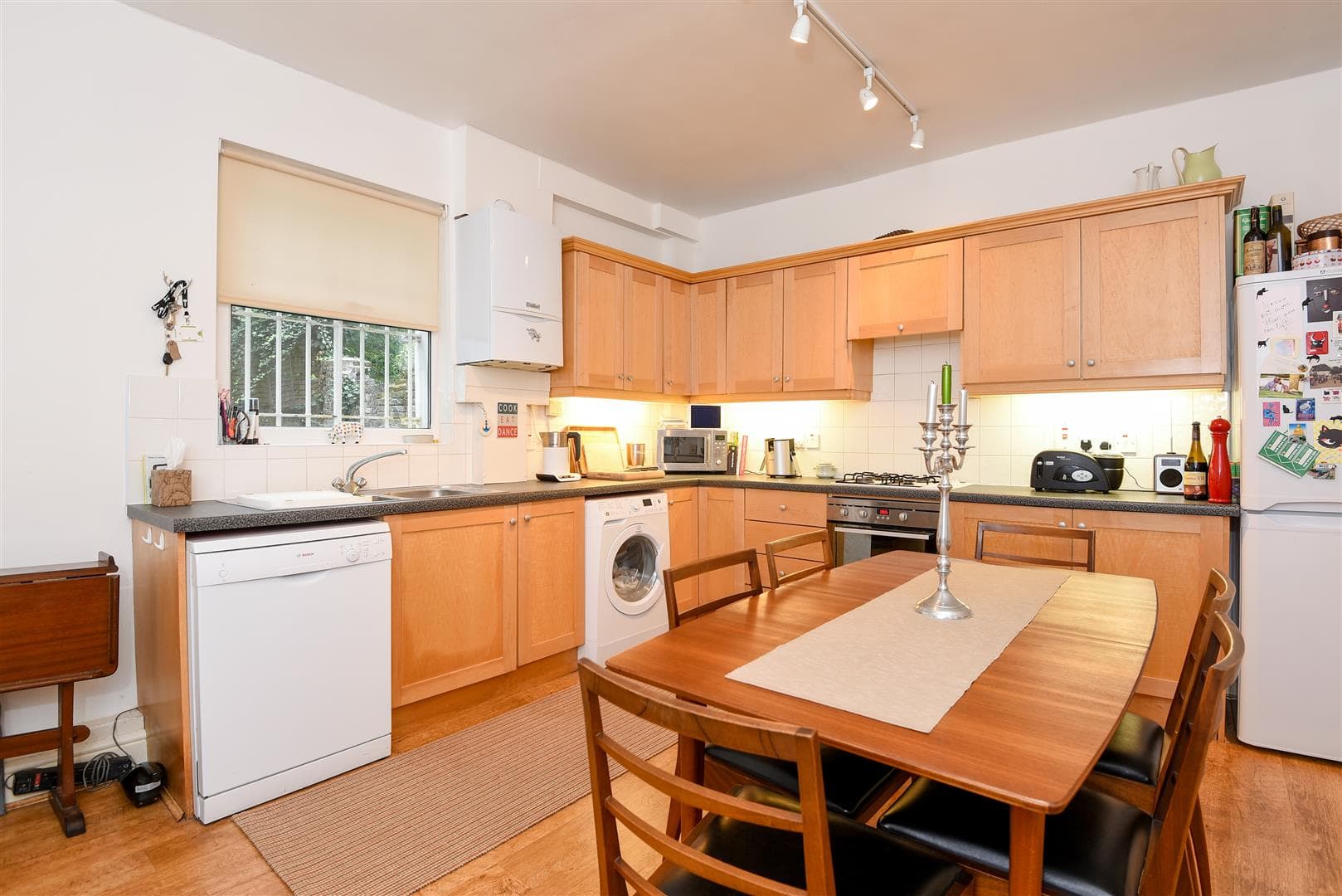 St. John's Avenue, Putney, London, SW15 6AL