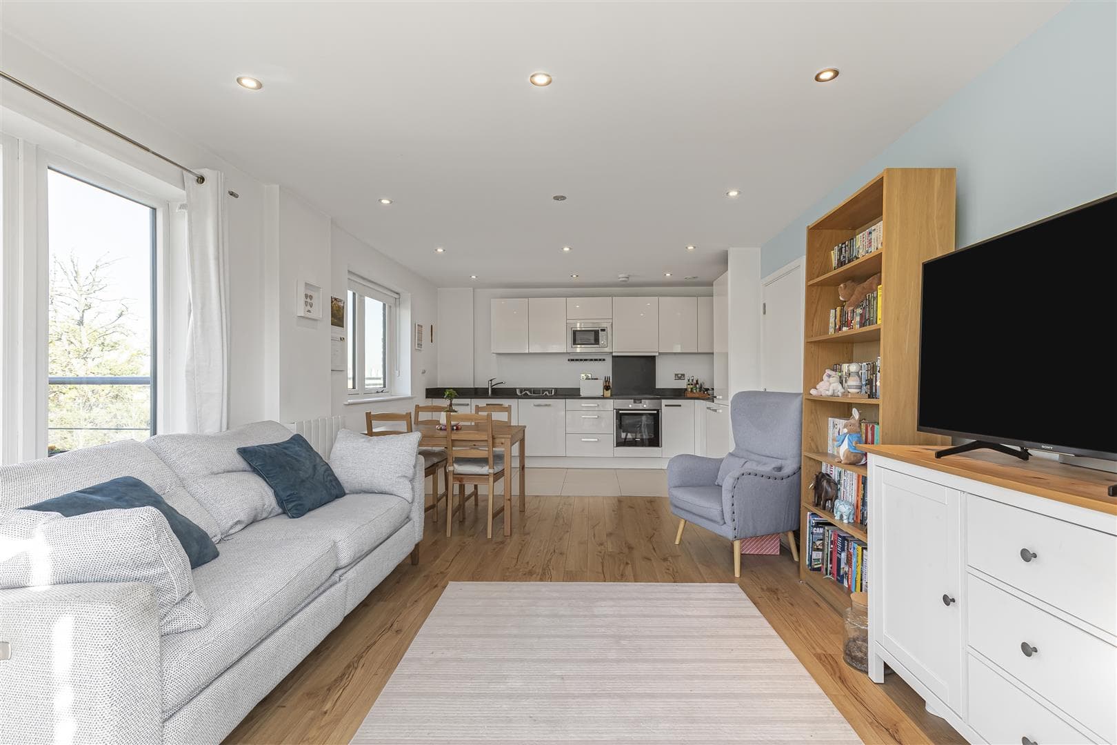 Roehampton Lane, London, SW15 5FN