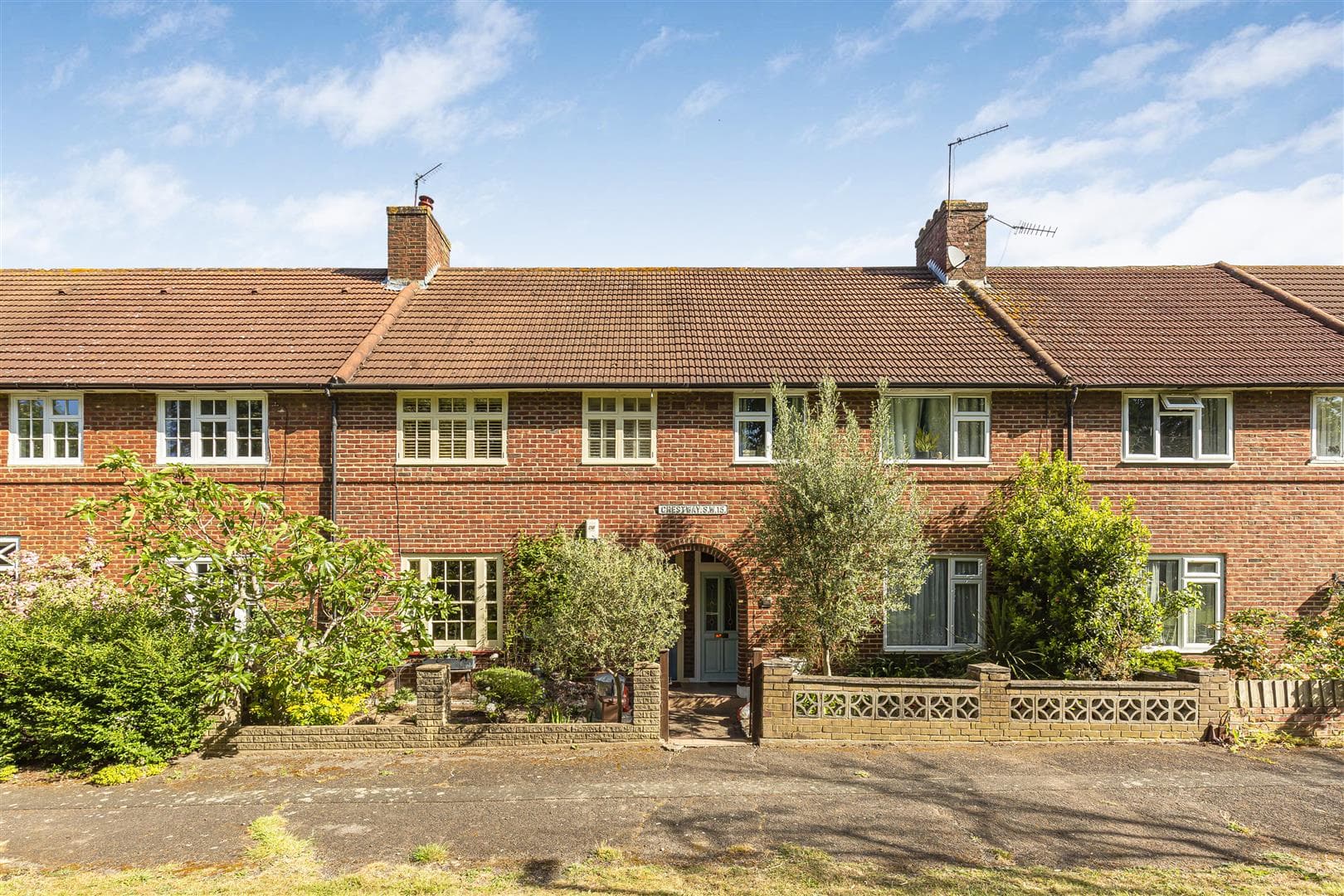 Crestway, London, SW15 5BY