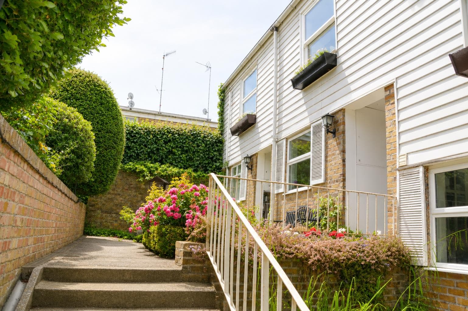 Rye Walk, London, SW15 6HR