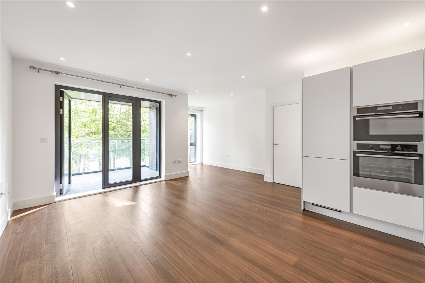 Pipit Drive, Putney, London, SW15 3BF