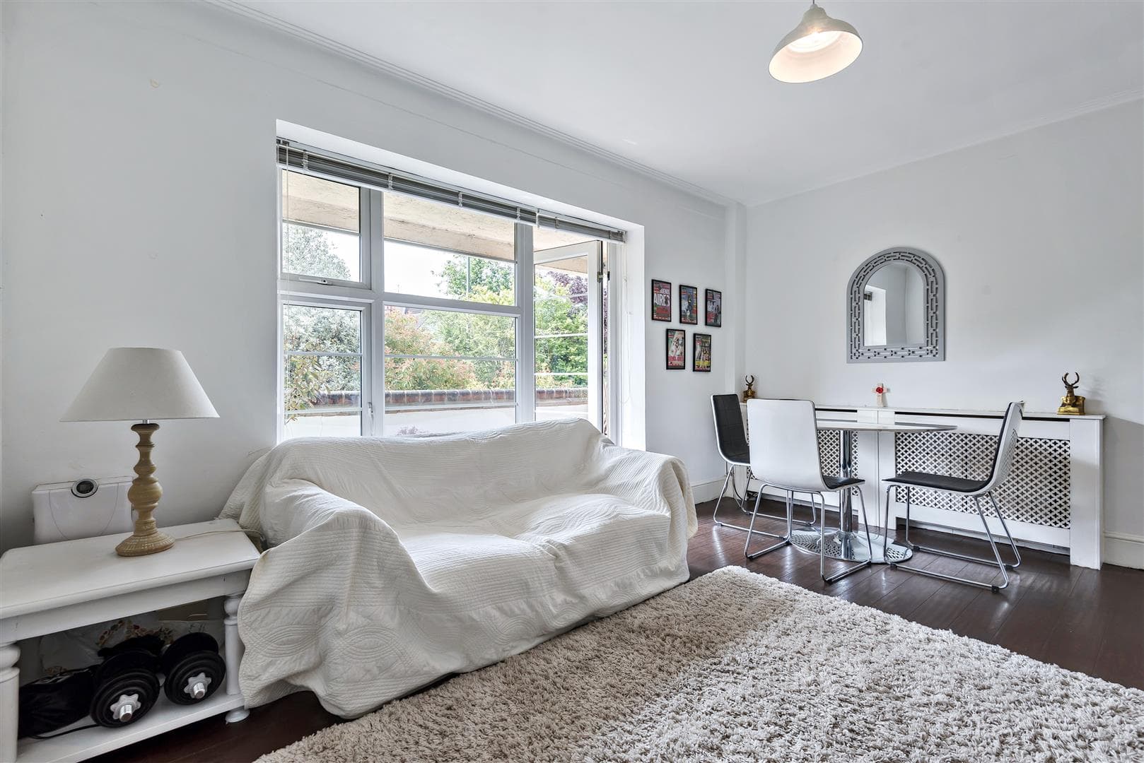 Sheen Court, Richmond, London, TW10 5DG