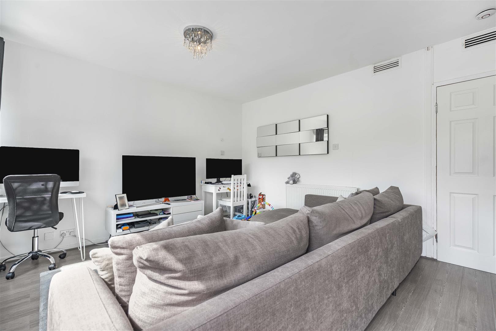 Arabella Drive, London, SW15 5LG