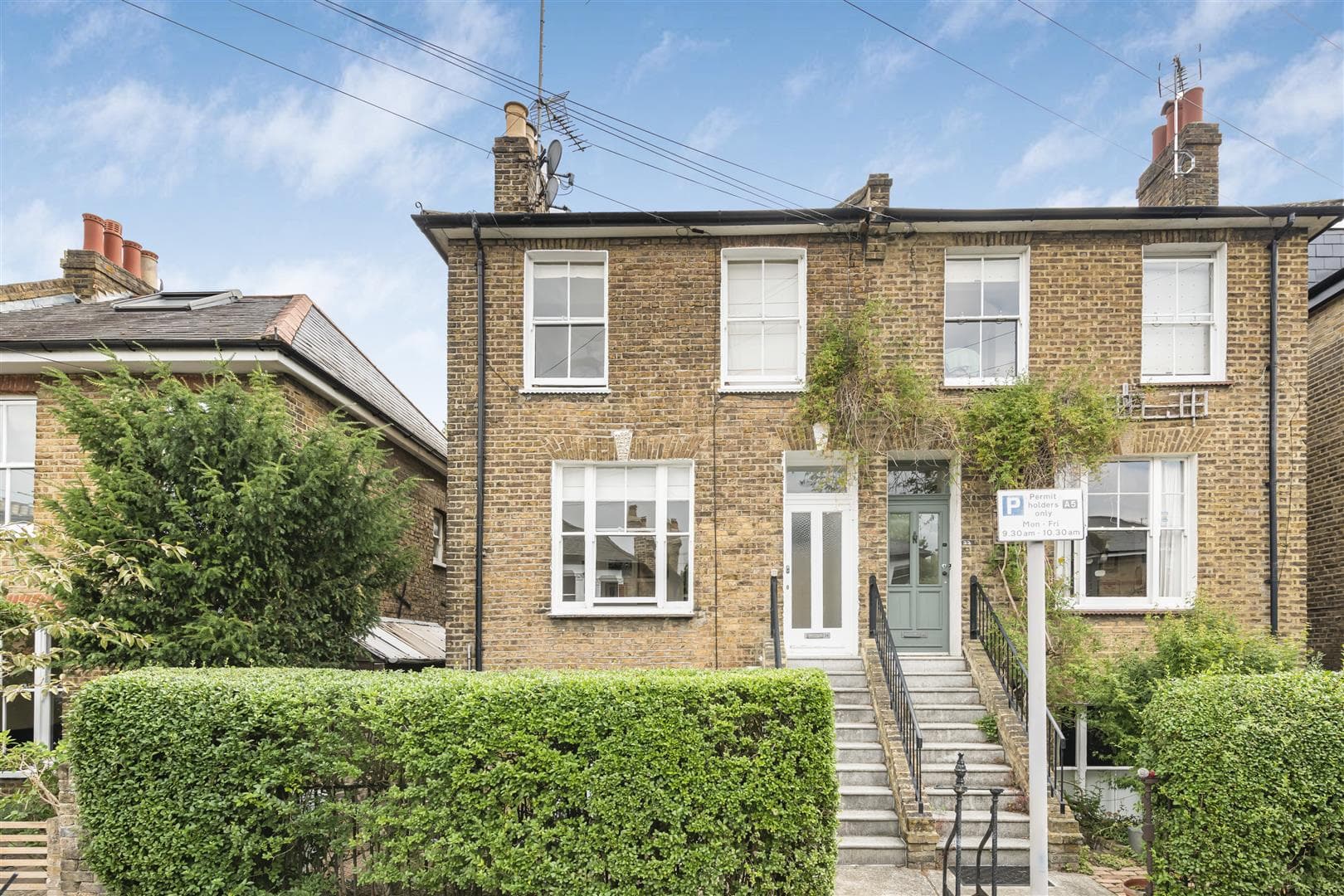 Pentlow Street, Putney, London, SW15 1LX