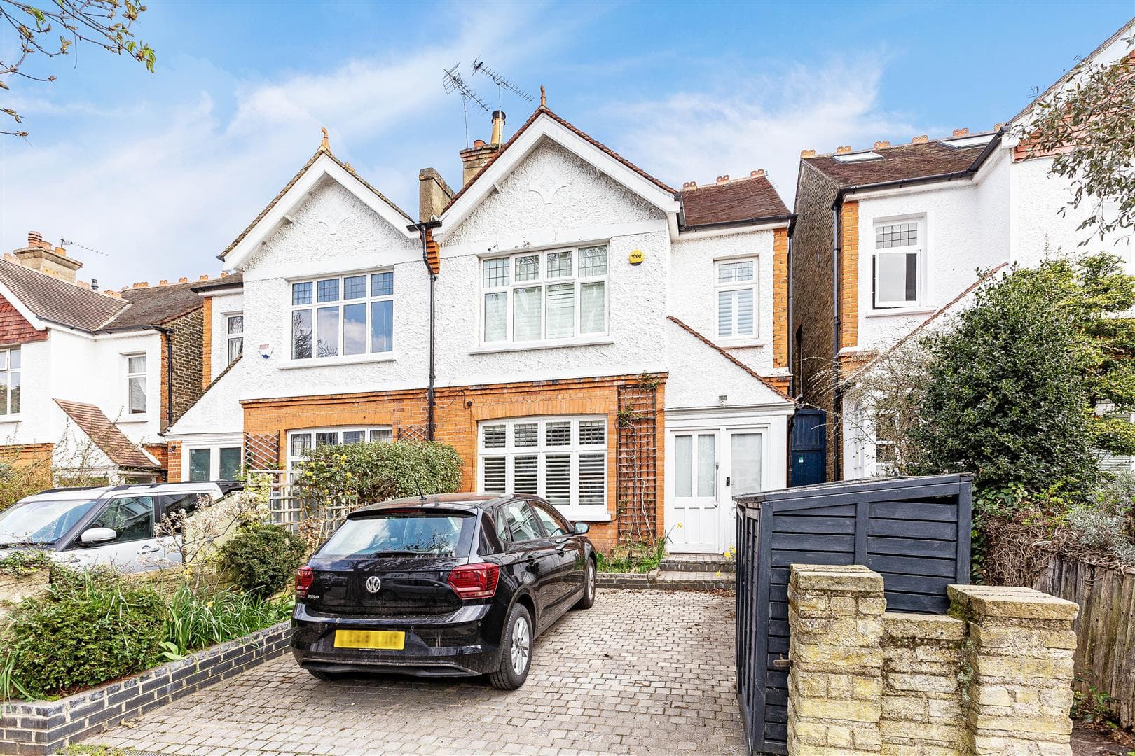 Deanhill Road, London, SW14 7DF