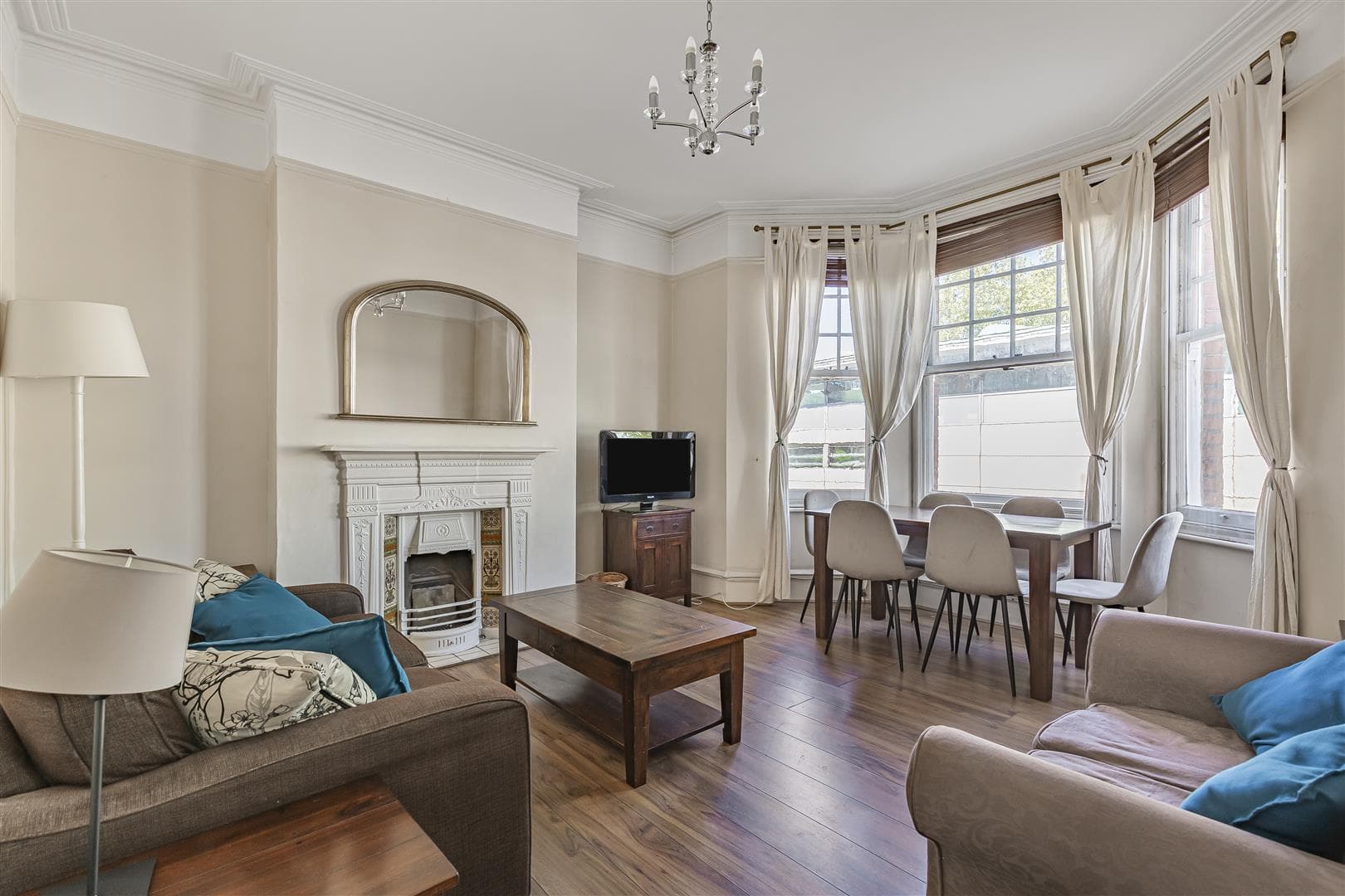 Lower Richmond Road, Putney, SW15 1EW