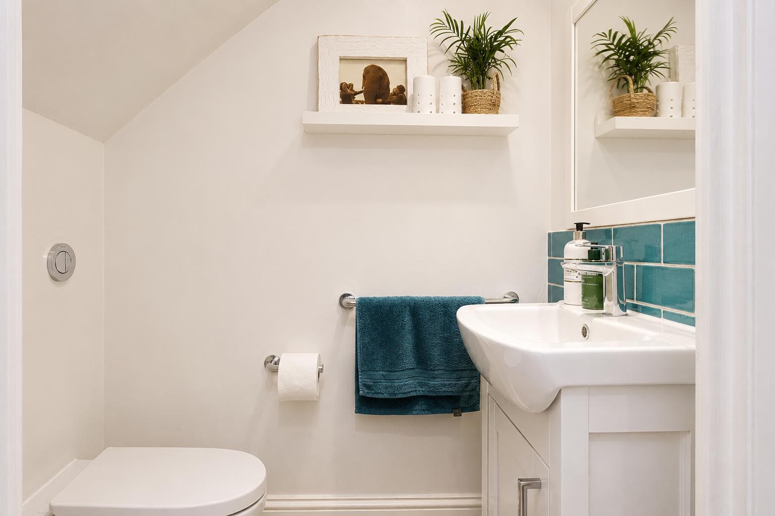 Stillingfleet Road, Barnes, London, SW13 9AE