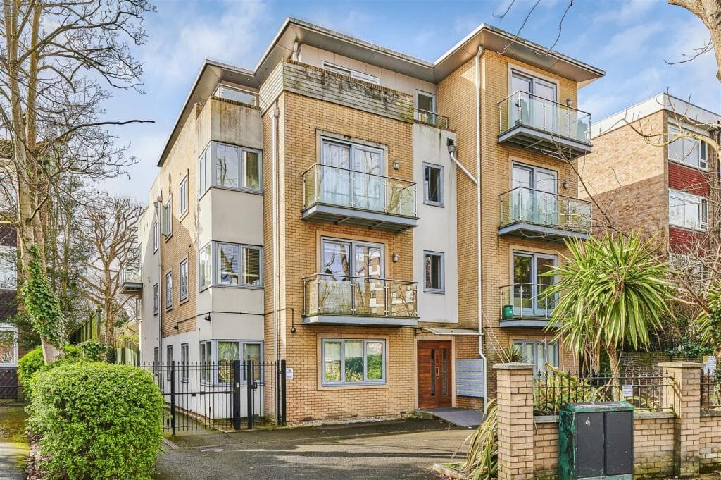 Upper Richmond Road, Putney, London, SW15 5QW