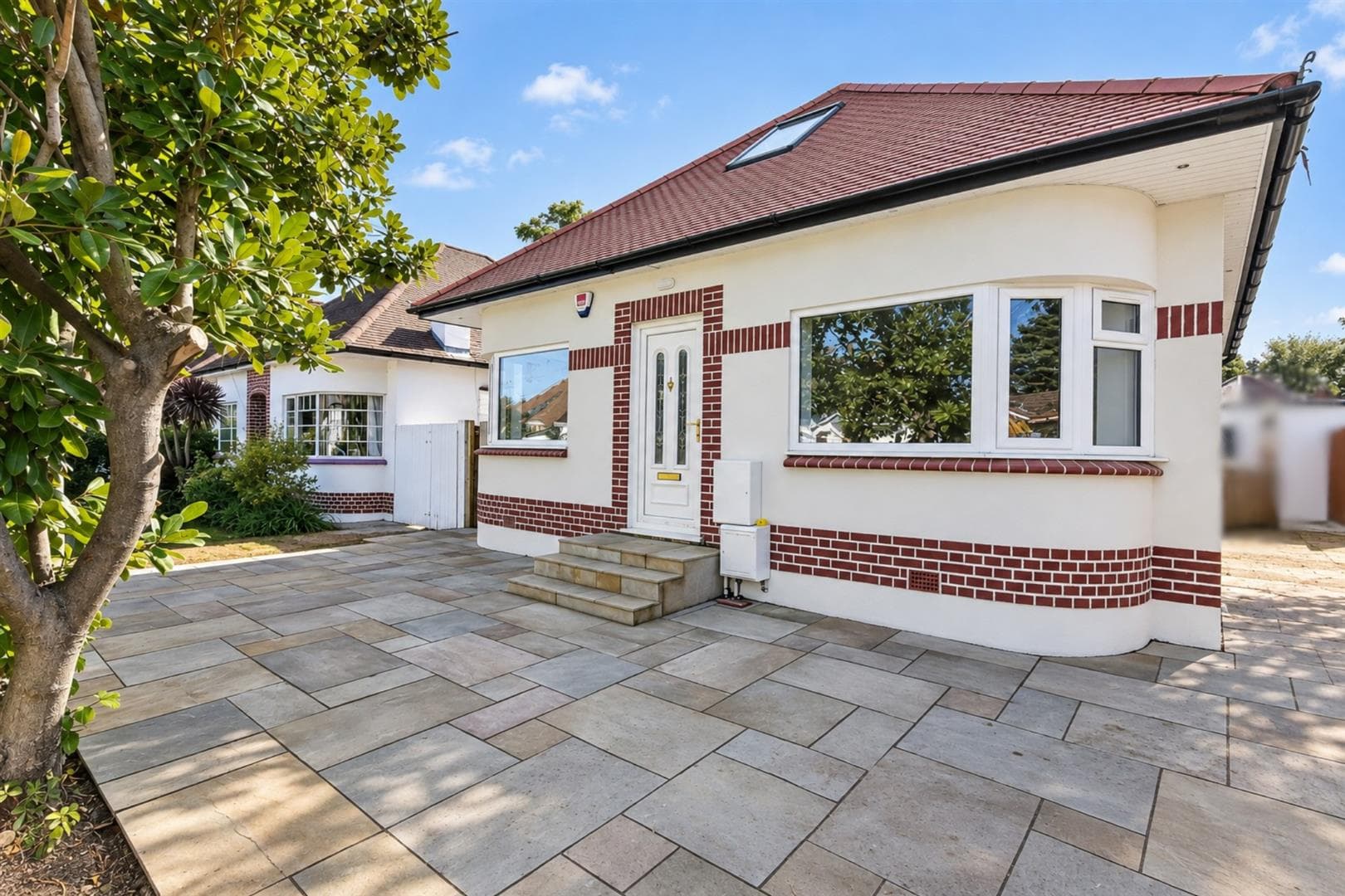 Gladstone Avenue, Twickenham, TW2 7PS