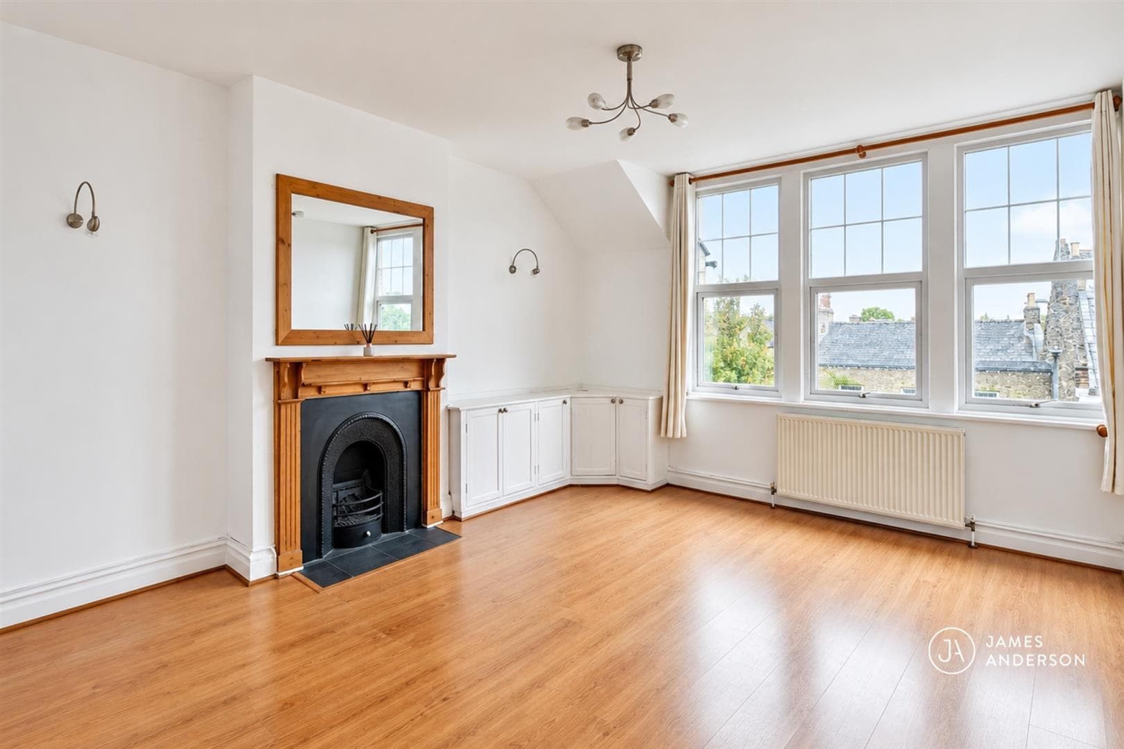 Upper Richmond Road West, London, SW14 8QR
